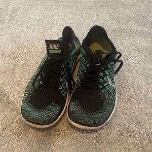 Nike free 4.0 flying